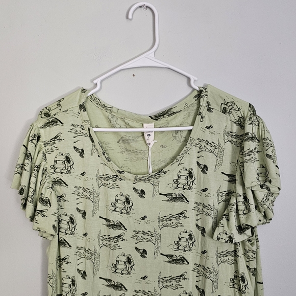 NWT Kate Quinn Green Retro Flutter Backpacking Tee - Picture 2 of 8